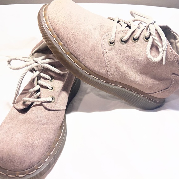 Dr. Martens Ankle Boots Booties Women’s 8 Men’s 7 Amazing Boots! So versatile! - Picture 8 of 10